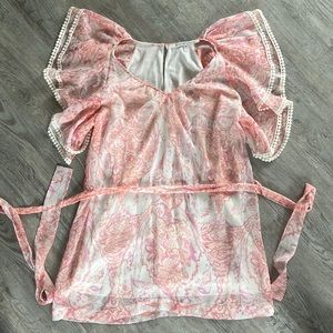 Beautiful pink top with flowy sleeves